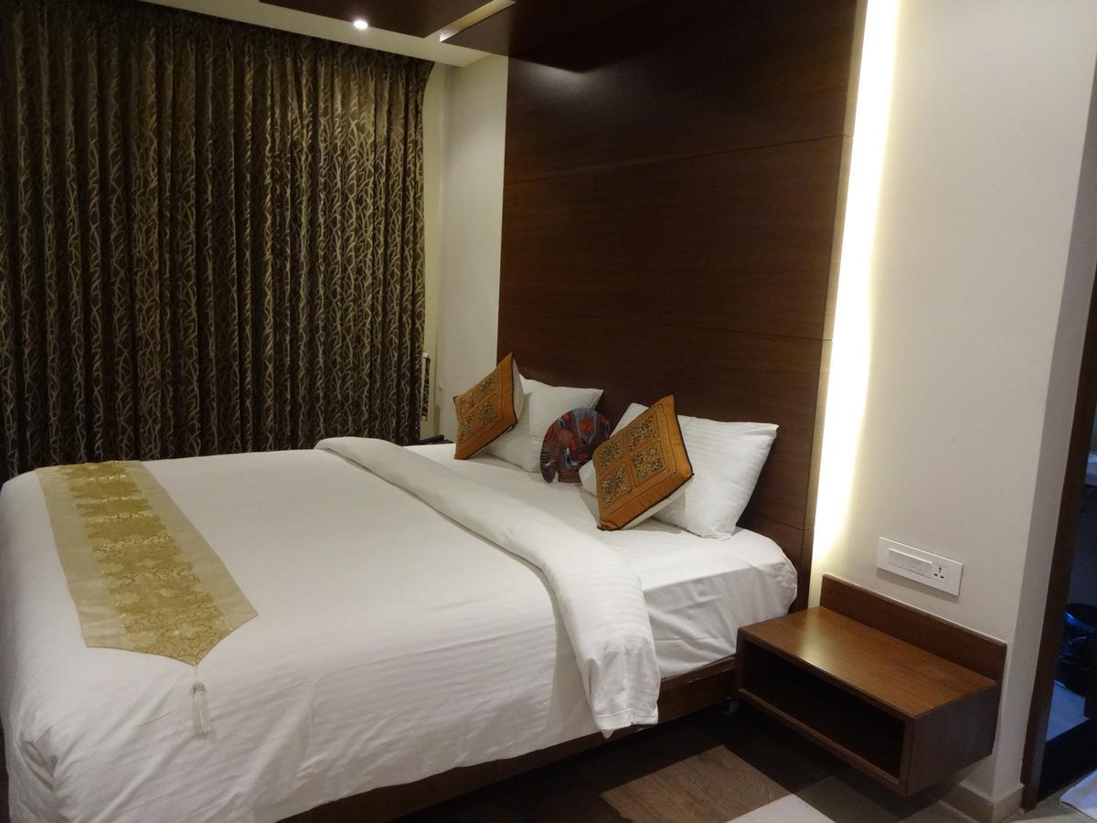 Hotel Shaans Tiruchirappalli Εξωτερικό φωτογραφία