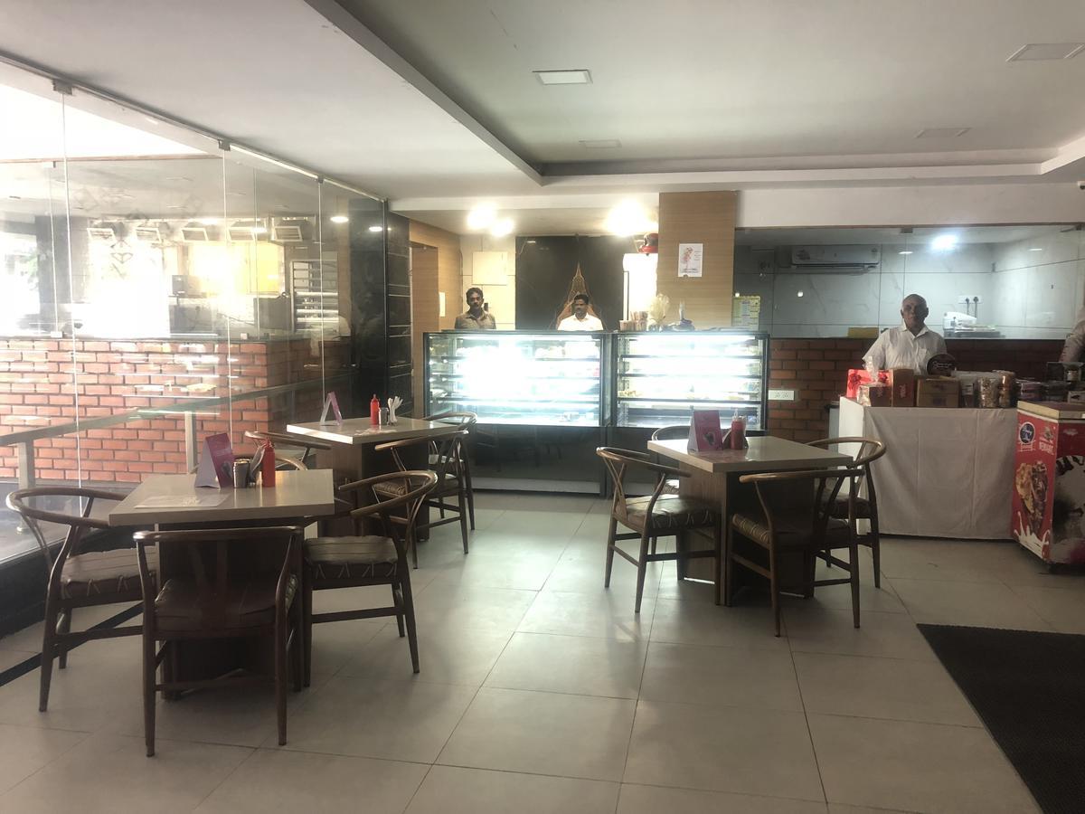 Hotel Shaans Tiruchirappalli Εξωτερικό φωτογραφία