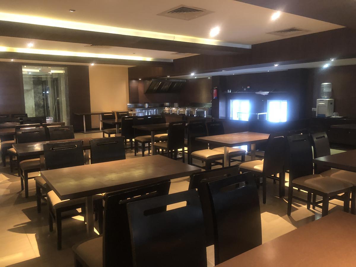 Hotel Shaans Tiruchirappalli Εξωτερικό φωτογραφία