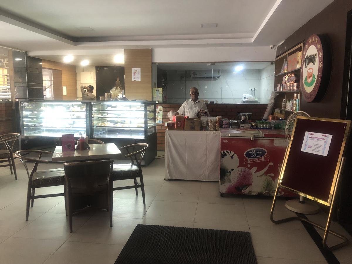 Hotel Shaans Tiruchirappalli Εξωτερικό φωτογραφία